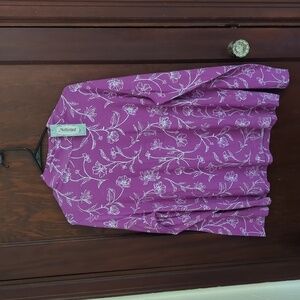 New with Tags Natural Ultra Soft Floral Purple & White Long Sleeve Mockneck XL